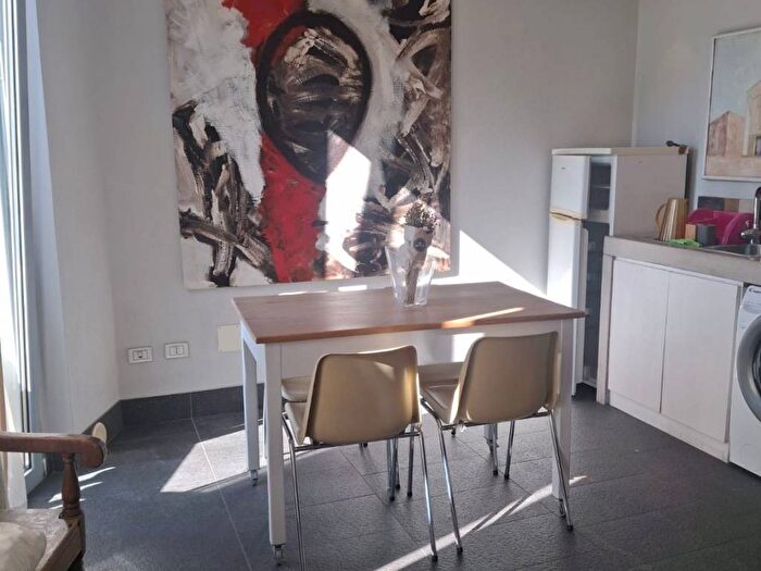 Appartamento bilocale in affitto in Via Dante Alighieri, San Benedetto, Cagliari
