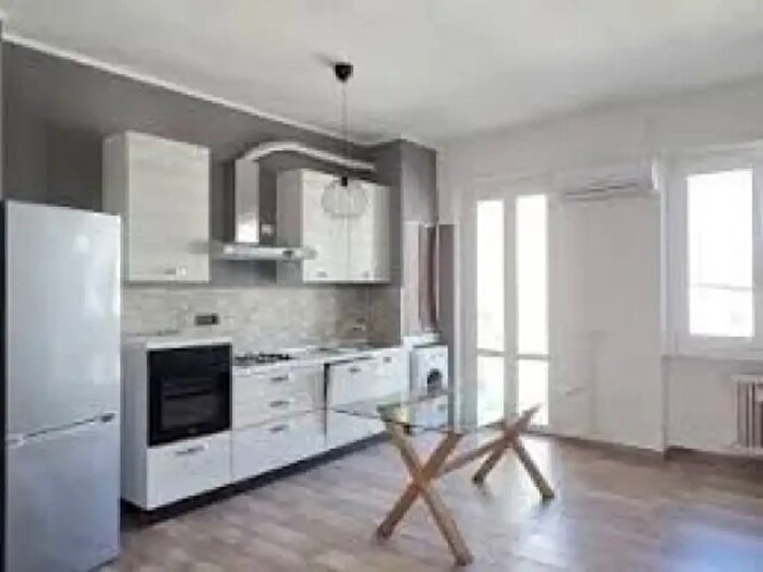 Appartamento bilocale in affitto in Via Andrea Solari, Milano