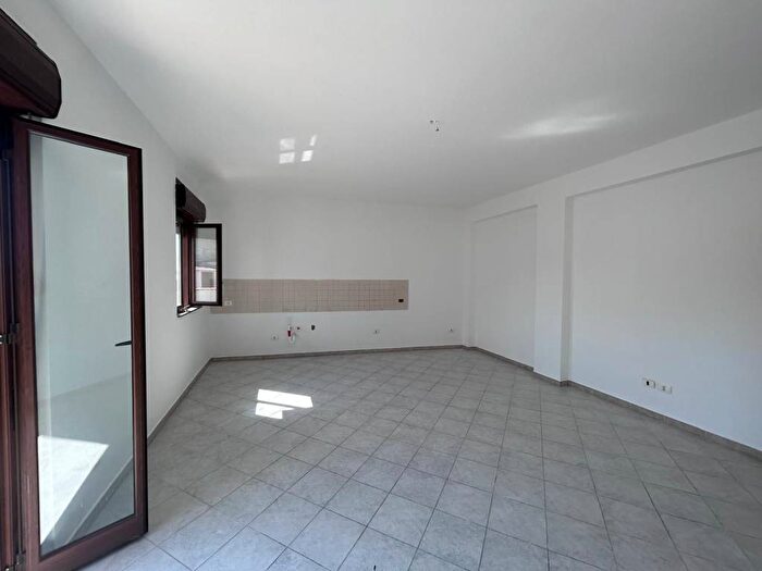 Appartamento quadrilocale in affitto in Via Agrigento, Centro, Altavilla Milicia
