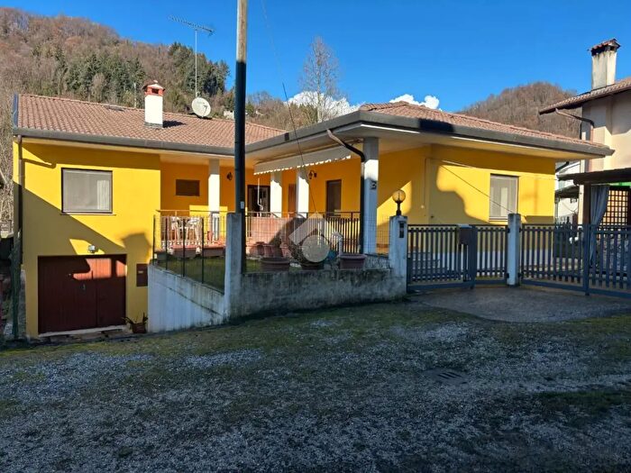 Casa con 5 locali in vendita in Borgo Buse, Magnano In Riviera