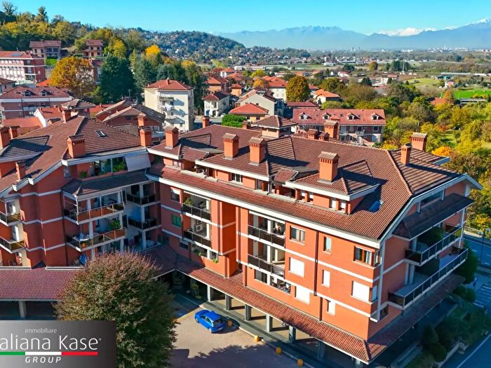 Appartamento quadrilocale in vendita in Via Dn Brovero, Castiglione Torinese