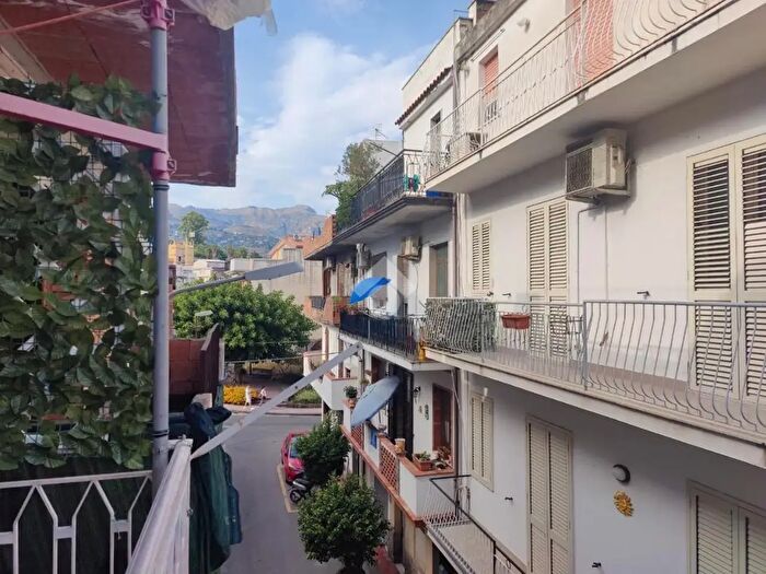 Appartamento bilocale in affitto in Via Ustica, Giardini Naxos