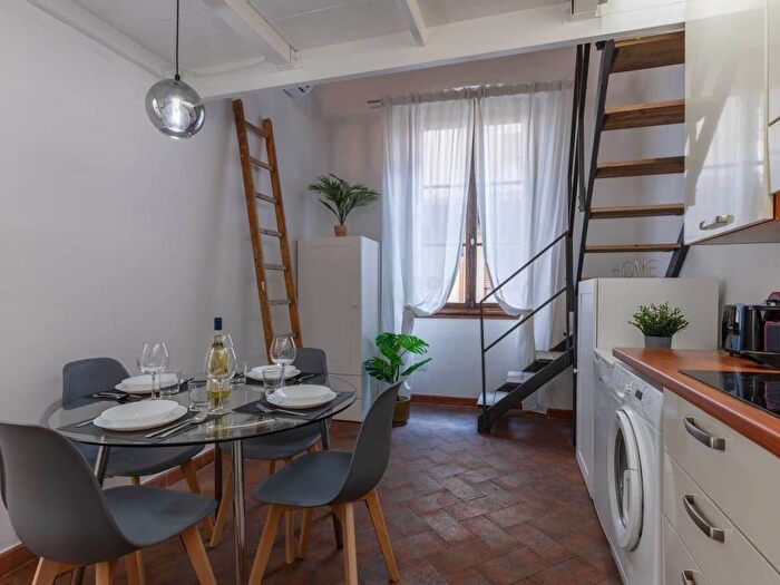 Appartamento bilocale in affitto in Via del Moro, Piazza della Repubblica, Firenze