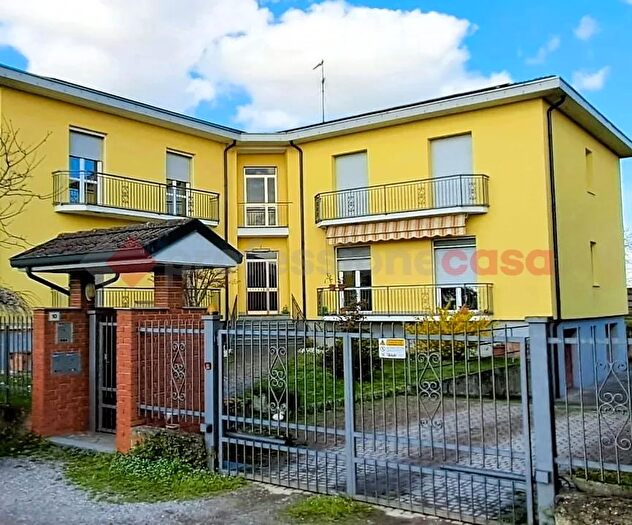 Appartamento trilocale in vendita in Via del Campo, Vidigulfo