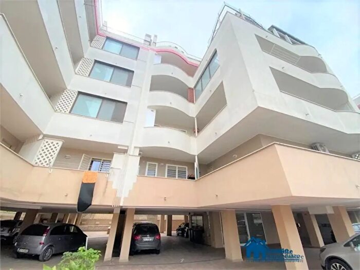 Appartamento trilocale in vendita in Capurso