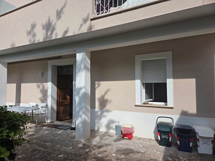 Appartamento trilocale in affitto in Via Armando Diaz, Villa Comunale, L'Aquila
