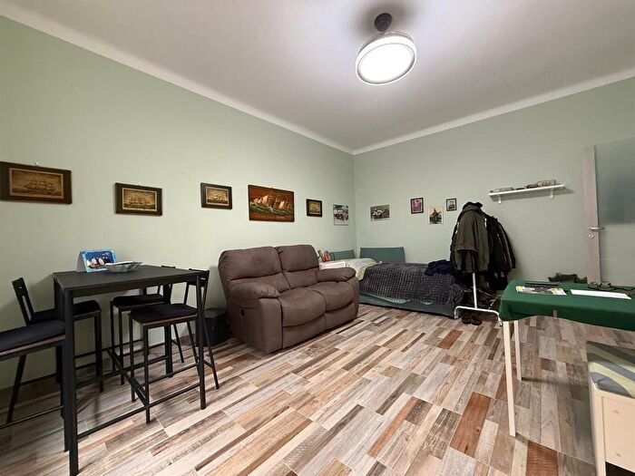 Appartamento bilocale in vendita in Via Piave, Vittuone