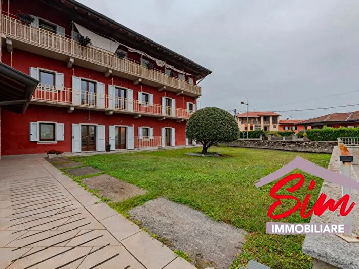 Appartamento trilocale in vendita in Via a E l Zanotti, Borgo Ticino