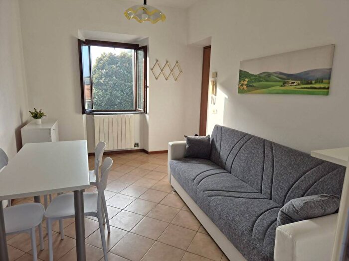 Appartamento bilocale in affitto in Via Camillo Benso di Cavour, Centro, Sesto Calende