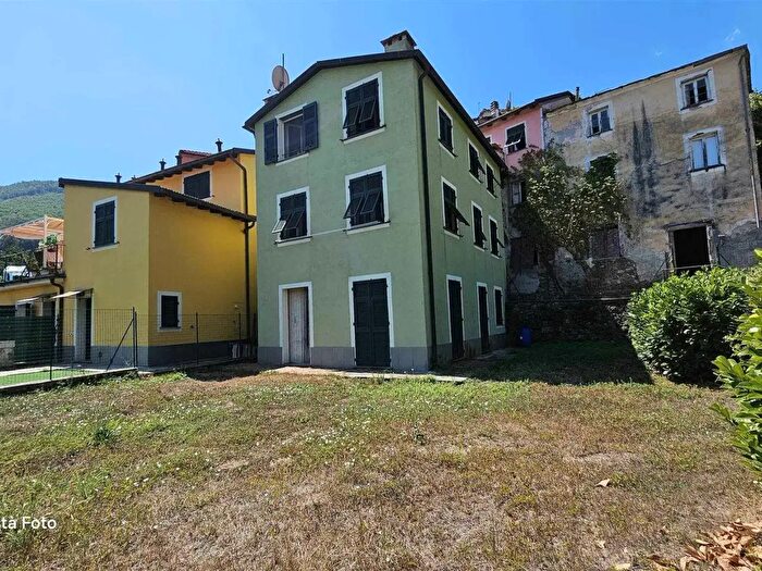 Appartamento bilocale in vendita in Carrodano La Piana, Carrodano