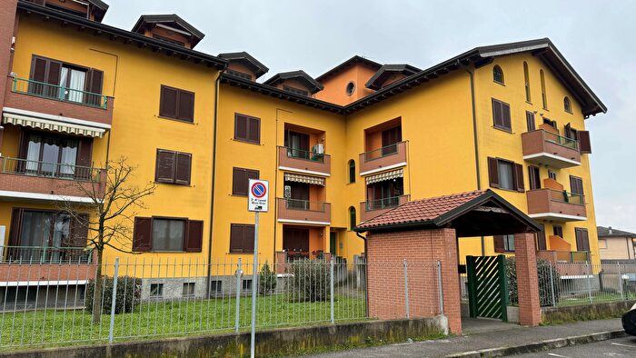 Appartamento quadrilocale in vendita in Via Ungaretti, Sordio