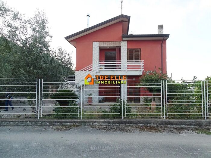 Casa trilocale in vendita in Via Contrada Festola Montemiletto Av, Venticano