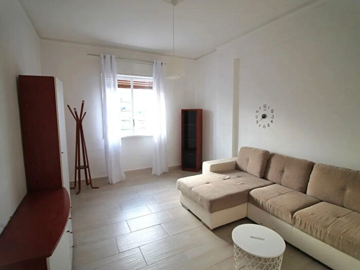 Appartamento bilocale in vendita in Via Avola, Siracusa