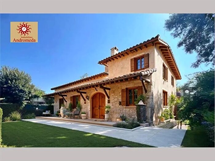 Casa in vendita in Forte Dei Marmi