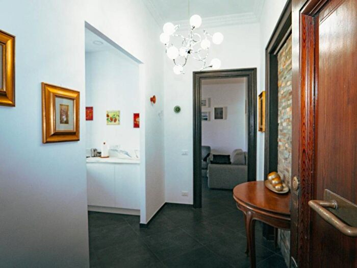 Appartamento bilocale in affitto in Via Luigi Calamatta, Prati, Roma