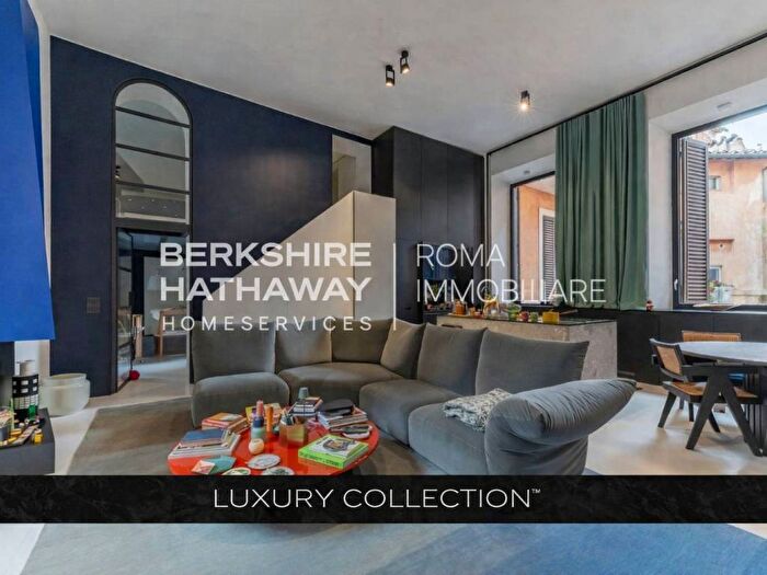 Appartamento trilocale in affitto in Via della Scrofa, Montecitorio, Roma