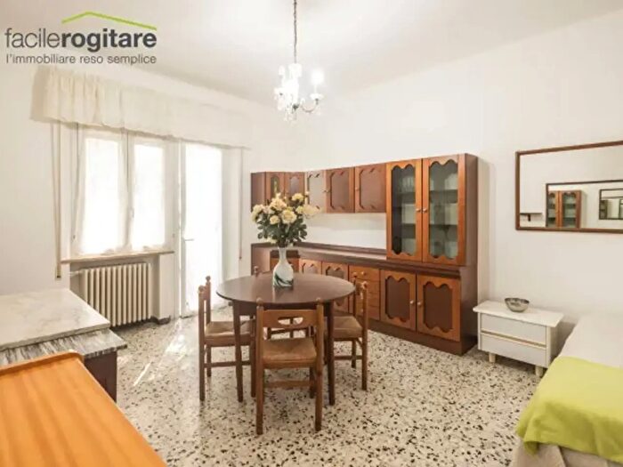 Appartamento con 6 locali in vendita in Via Lombardia, Cattolica