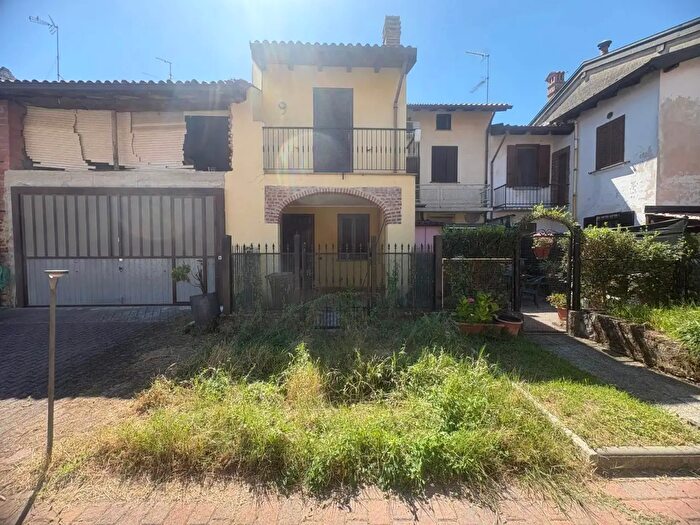 Casa quadrilocale in vendita in Gambolo'