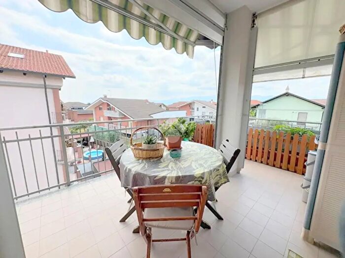 Appartamento quadrilocale in vendita in Via Giuseppe Verdi, San Francesco Al Campo