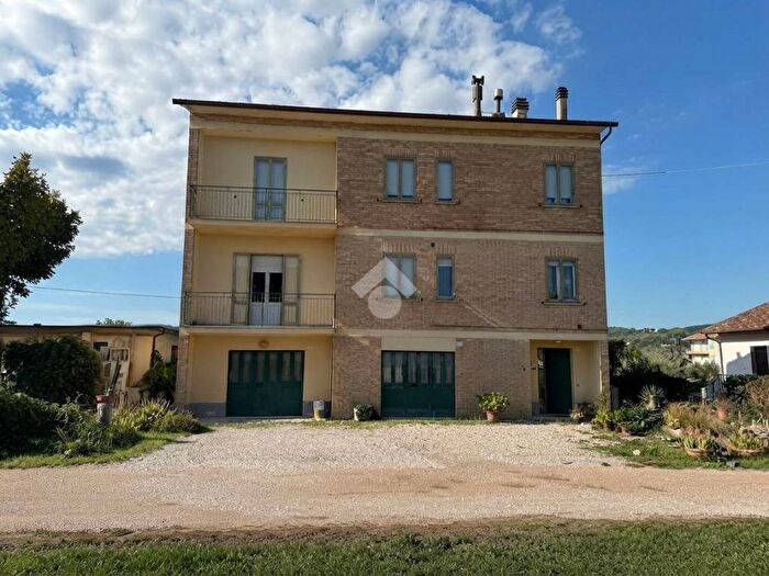 Appartamento quadrilocale in vendita in Località Fontanelle, Gubbio