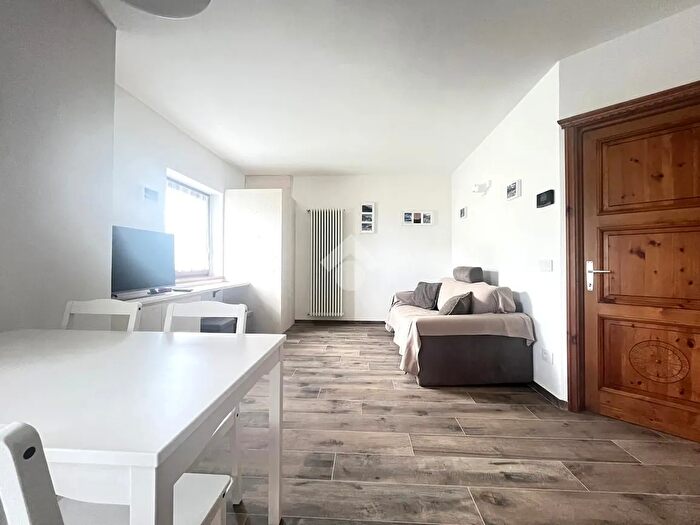 Appartamento bilocale in affitto in Via Ripa Fontana, Valdidentro