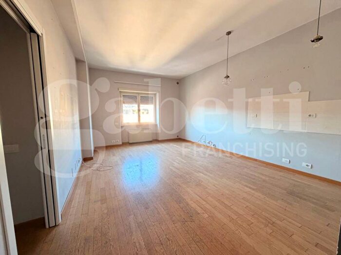 Appartamento bilocale in affitto in Largo Maresciallo Diaz, Ponte Milvio, Roma