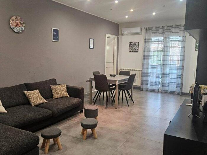 Appartamento trilocale in affitto in Via Cupido, Mondello Valdesi, Palermo