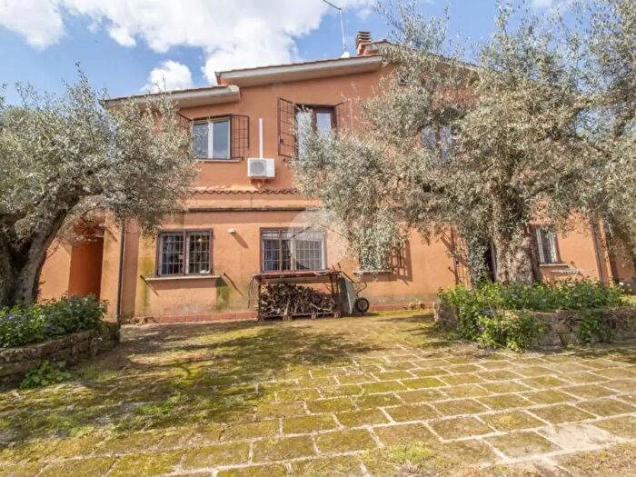 Casa trilocale in vendita in Strada della Cascianella, Palombara Sabina