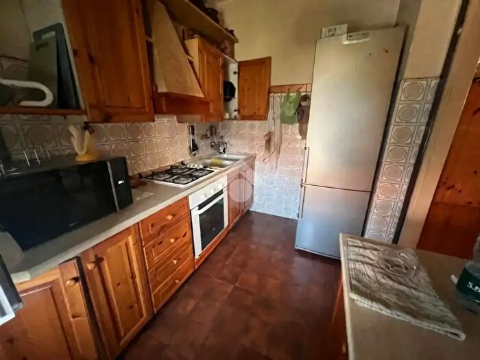 Appartamento trilocale in vendita in Via Toselli, Malnate