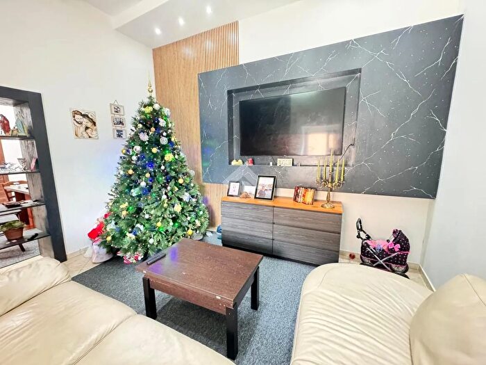 Casa con 9 locali in vendita in Via Roma, Arpaia