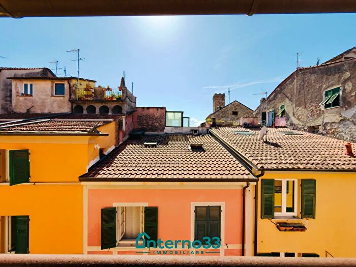 Casa trilocale in vendita in Sarzana