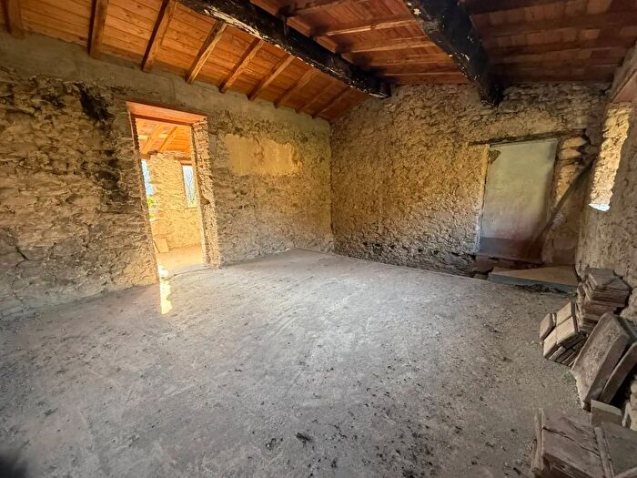 Casa bilocale in vendita in Località Piaggiori, Pescaglia
