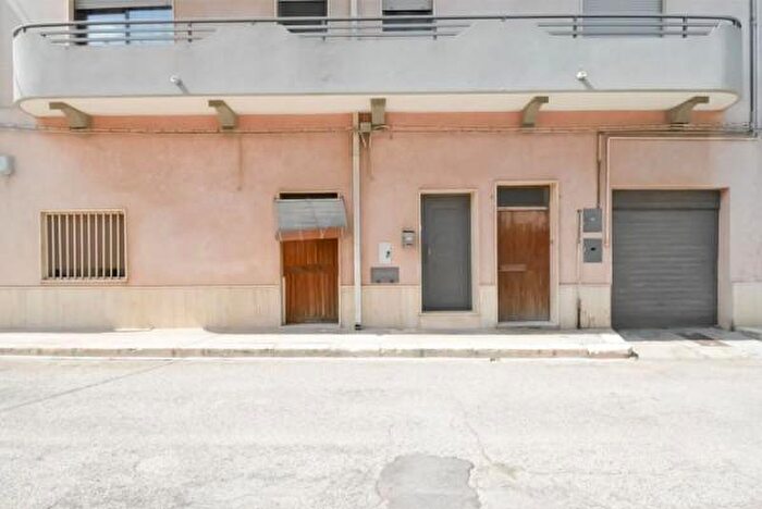 Casa con 6 locali in vendita in San Vito Dei Normanni