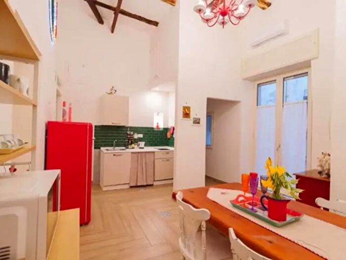 Appartamento trilocale in affitto in Via Emanuele De Deo, Napoli