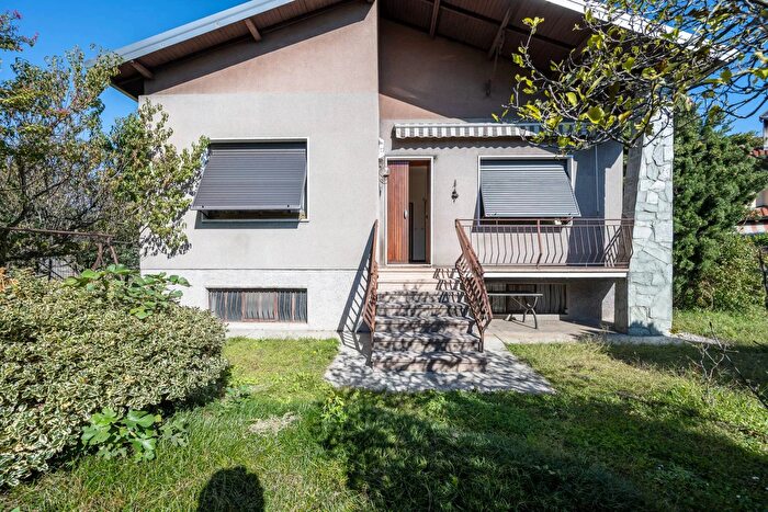 Casa con 5 locali in vendita in Via Armando Diaz, Olgiate Olona