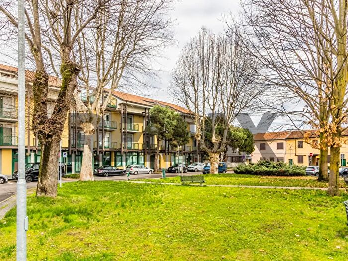 Appartamento trilocale in vendita in Via Fanti Snc, Castano Primo