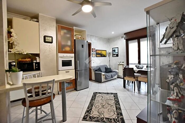 Appartamento trilocale in vendita in Via Giovanni Str, Liscate