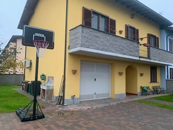 Casa trilocale in vendita in Gambolo