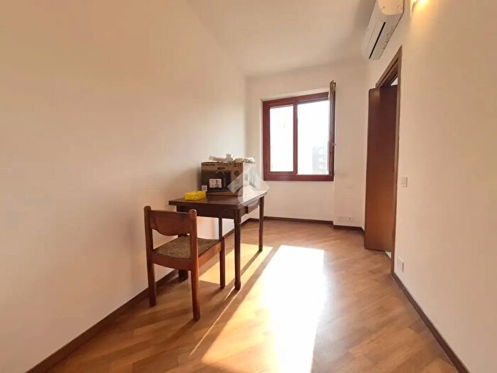 Appartamento monolocale in affitto in Via Pordenone, Milano