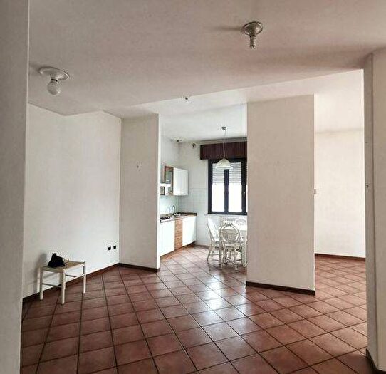 Appartamento con 5 locali in affitto in Via Fosse Ardeatine, San Cristoforo Coop, Fano