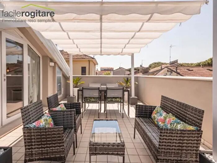 Appartamento trilocale in vendita in Piazza De Curtis, Cattolica