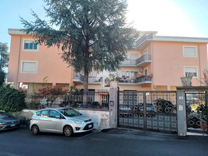 Appartamento con 6 locali in vendita in Via Giacomo Puccini, Castrolibero
