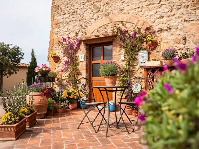 Appartamento con 5 locali in vendita in Casale Marittimo