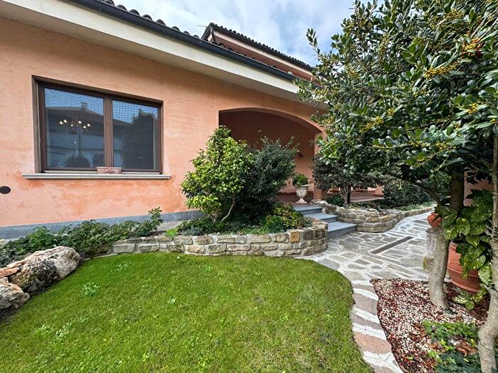 Appartamento quadrilocale in affitto in Centro, Castelletto Monferrato