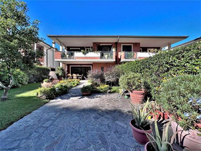 Casa con 5 locali in vendita in Via Gerolamo Cardano, Roma