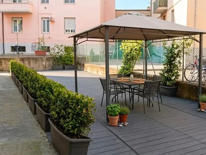 Appartamento con 5 locali in vendita in Viale Osacca, Parma