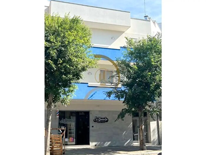 Casa con 5 locali in vendita in Via Bisceglie, Andria