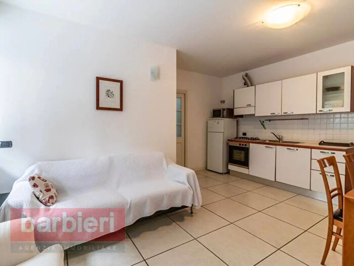 Appartamento trilocale in affitto in Vialetto Bixio, Cervia