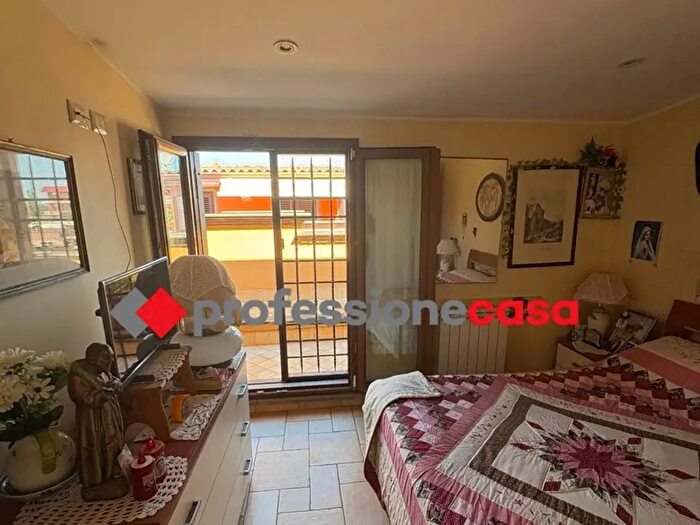 Casa trilocale in vendita in Via Svezia, Pomezia