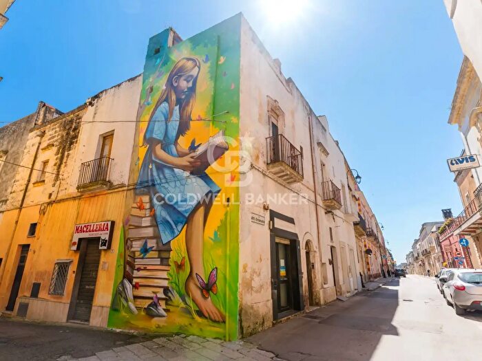 Casa trilocale in vendita in Via Vittorio Emanuele II, Supersano